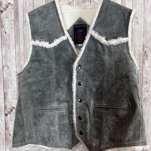 Vintage Grande Bay Gray Suede Sherpa-Lined Snap Vest Medium